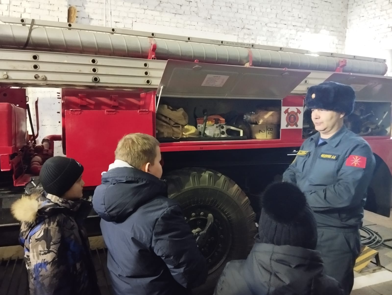 Всемирный день гражданской обороны.